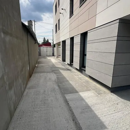 Everest 33 Ap 1 Bucharest Exterior photo