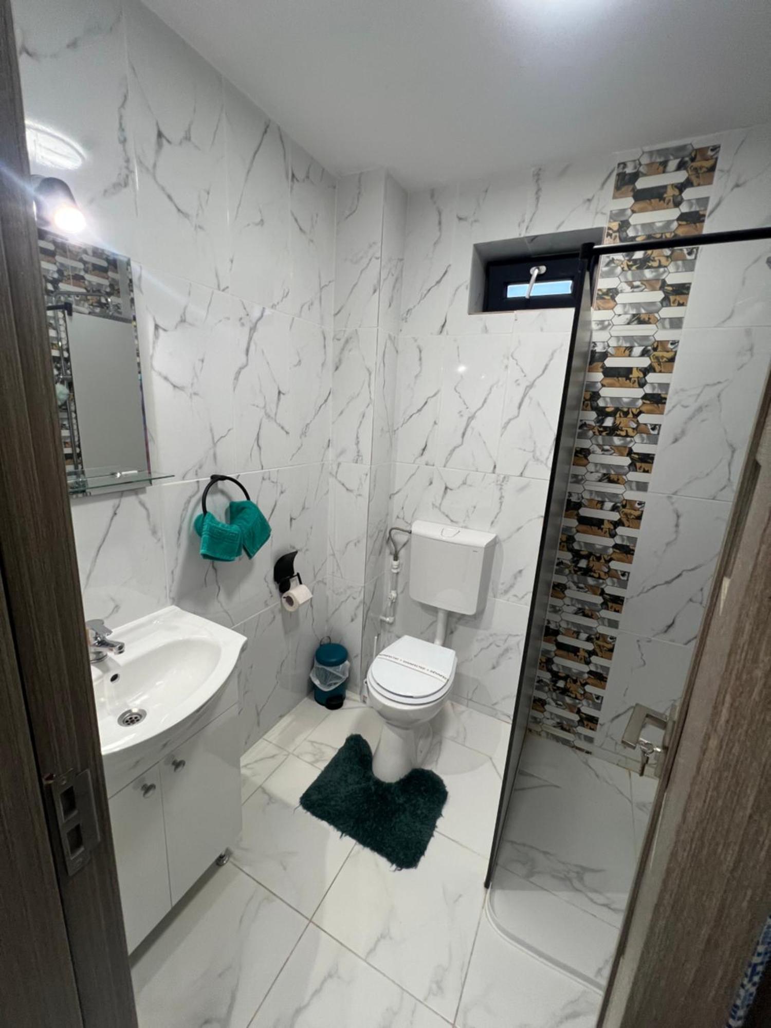 Apartment Everest 33 Ap 1 *